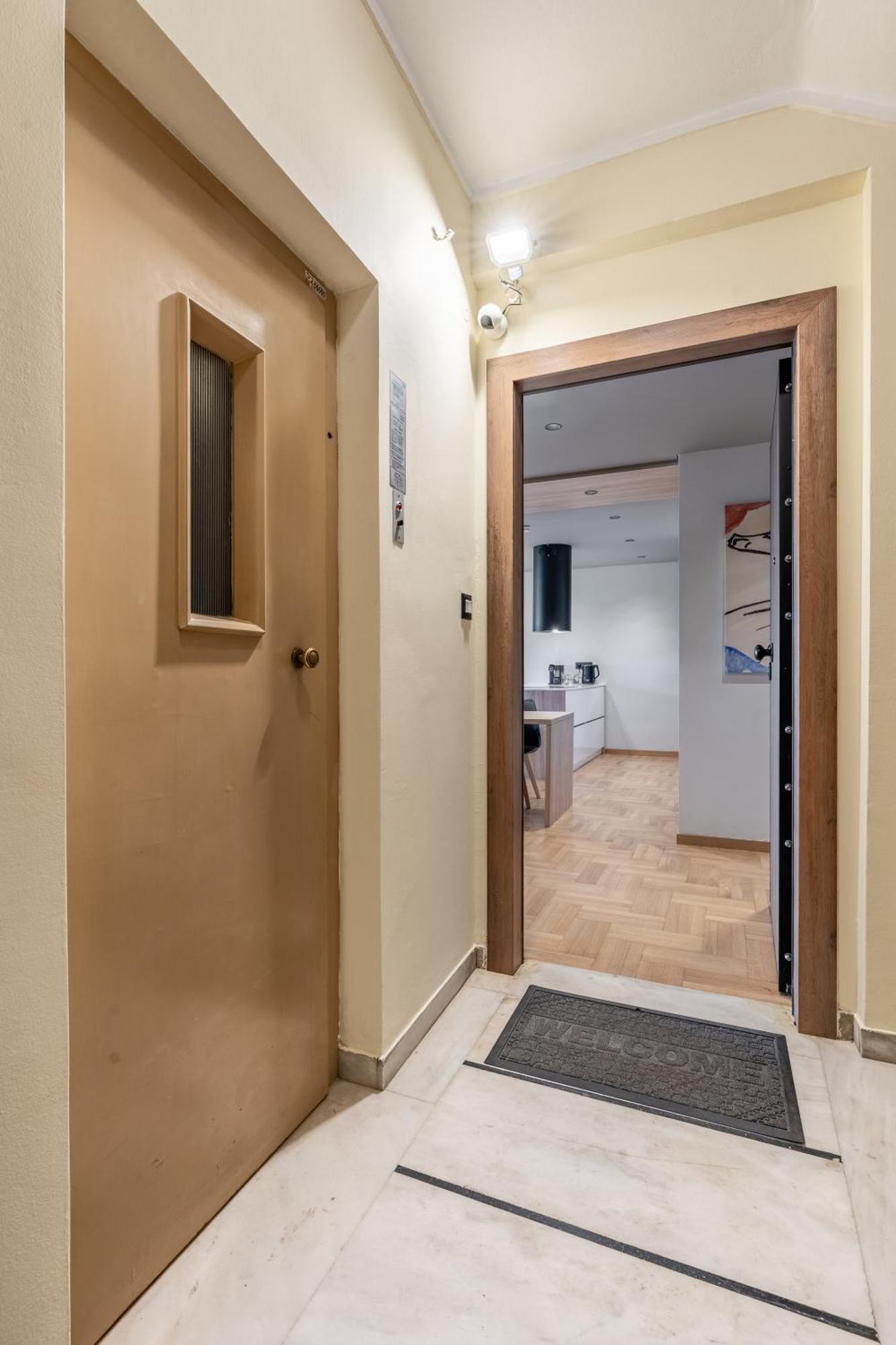 Athena Blue Lux Apartments 2Br 2Ba With City Skyline View, Near Kolonaki Атина Екстериор снимка