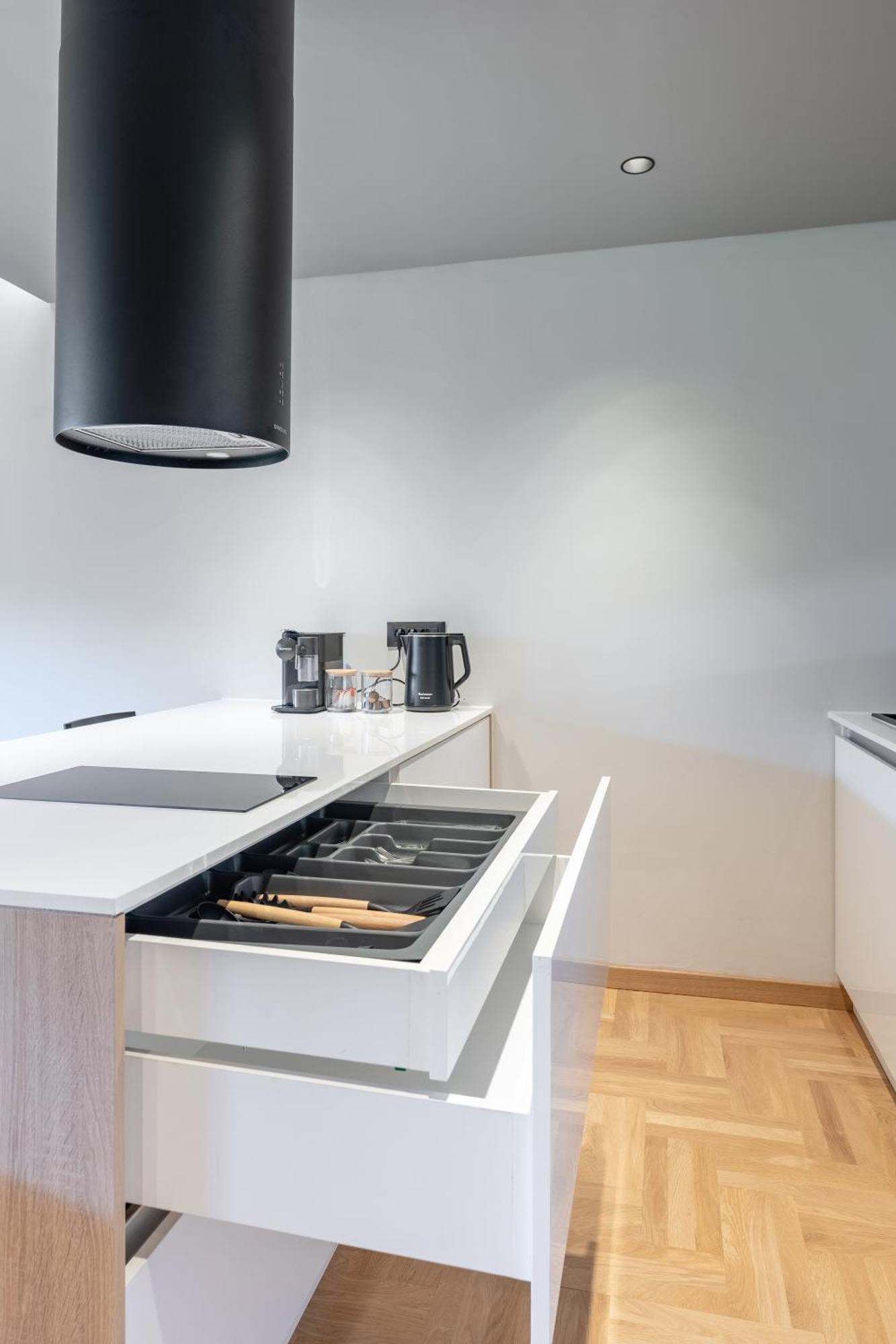 Athena Blue Lux Apartments 2Br 2Ba With City Skyline View, Near Kolonaki Атина Екстериор снимка