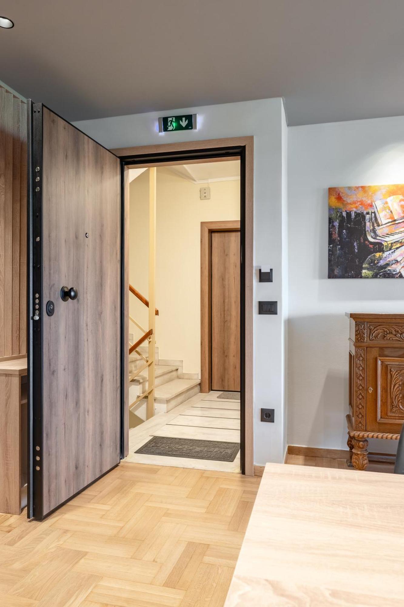 Athena Blue Lux Apartments 2Br 2Ba With City Skyline View, Near Kolonaki Атина Екстериор снимка