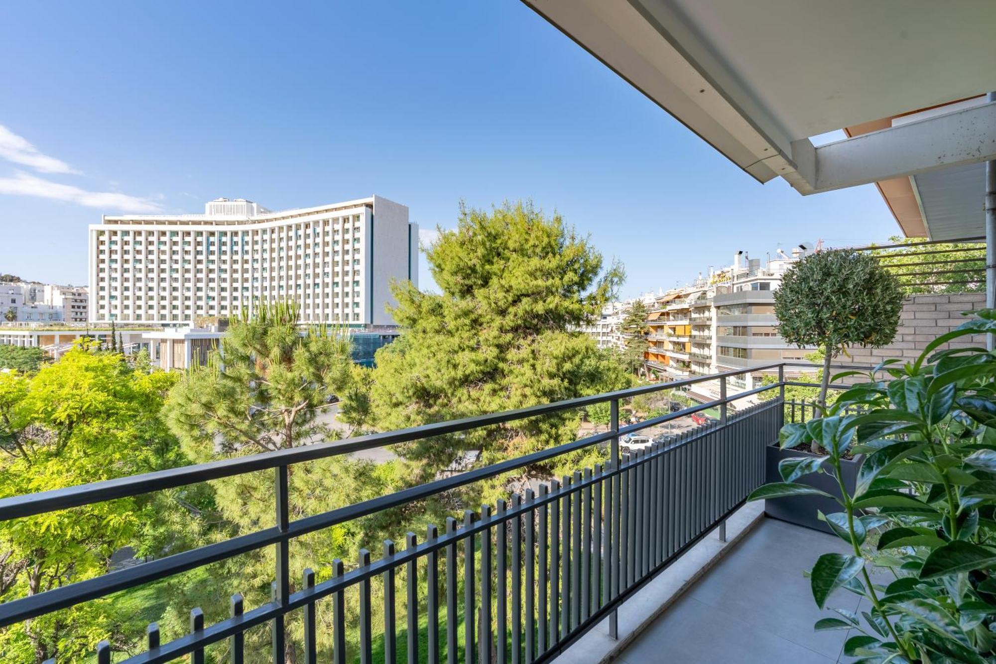 Athena Blue Lux Apartments 2Br 2Ba With City Skyline View, Near Kolonaki Атина Екстериор снимка